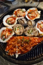 📍Quán 조개 địa chỉ 서울 강남구 봉은사로1길 38 1층 갯마을조개터 
