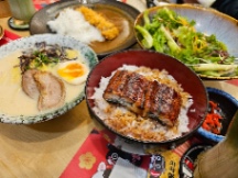 Quán ăn gần ga Jamsil (잠실) tuyển nhân viên