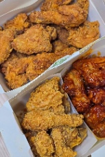 Quán gà Kyochon (교촌치킨) gần ga Cheonho (천호) tuyển 1 nhân viên bếp