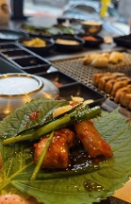 Quán lươn (장어) gần ga Sindang (신당) tuyển nhân viên phục vụ (hall).