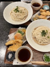 📢 Quán Kalguksu gần ga Sinsa tuyển phụ bếp (chỉ tuyển nam)