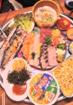 Quán sashimi (회) gần ga Apgujeong (압구정역) tuyển nhân viên phục vụ (hall).
