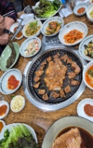 Quán nướng ở quận Sujeong (수정구) tuyển nhân viên làm thêm (alba) phục vụ sảnh (hall) vào cuối tuần.