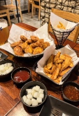  Quán Kyochon gần ga 고려대역 (Ga Korea University) đang tuyển nhân viên.