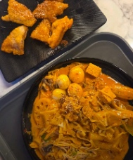  🍜 Quán 샹츠마라 종로점 (Xiang Chi Mala Jongno), gần ga Jonggak (종각역), đang tuyển 2 nhân viên làm thêm (알바