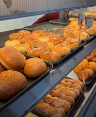 🥐 Quán bánh 핫브레드 사가정역점 (Hot Bread – chi nhánh Sagajeong) đang tuyển nhân viên bếp ca chiều các ngày