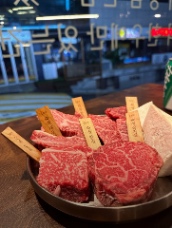 Tuyển bếp quán nướng 우천식육식당 청담본점 🧑‍🍳 gấp