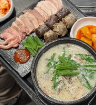 📢TUYỂN NỮ LÀM BẾP – QUÁN 순대국 Ở 중곡