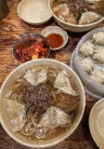 Quán 칼국수 tìm Nhân viên 홀 