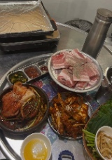  TUYỂN NHÂN VIÊN PHỤC VỤ HALL – YONGSAN, SEOUL