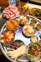  QUÁN NƯỚNG Ở HONGDAE (홍대역) TUYỂN NHÂN VIÊN RỬA BÁT